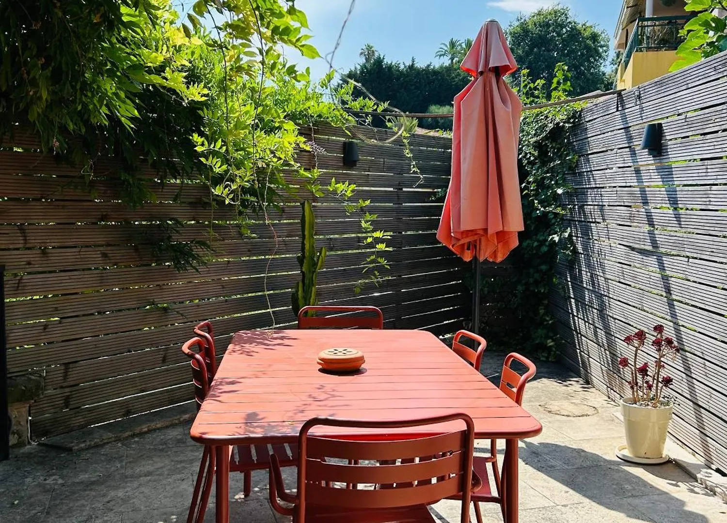 La Reposee, Bas De Villa En Plein Coeur De Vence 0*,  Frankreich