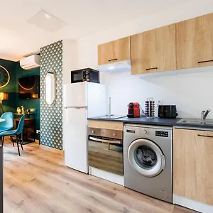  Apartment Emeraude